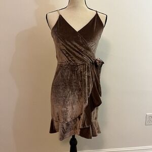 She and Sky Velvet Cocktail Dress M Brown Ruffle Bow Spaghetti‎ Strap Party